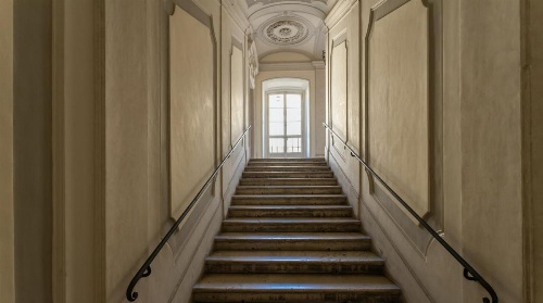 Plum Guide - The Elders image 24